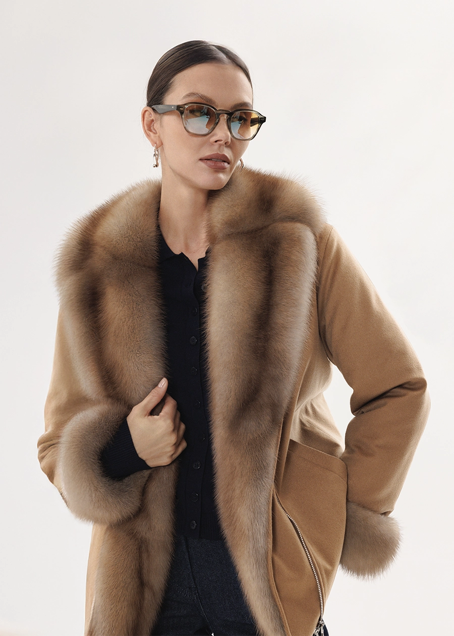 Куртка из кашемира с цельным английским воротником из меха куницы