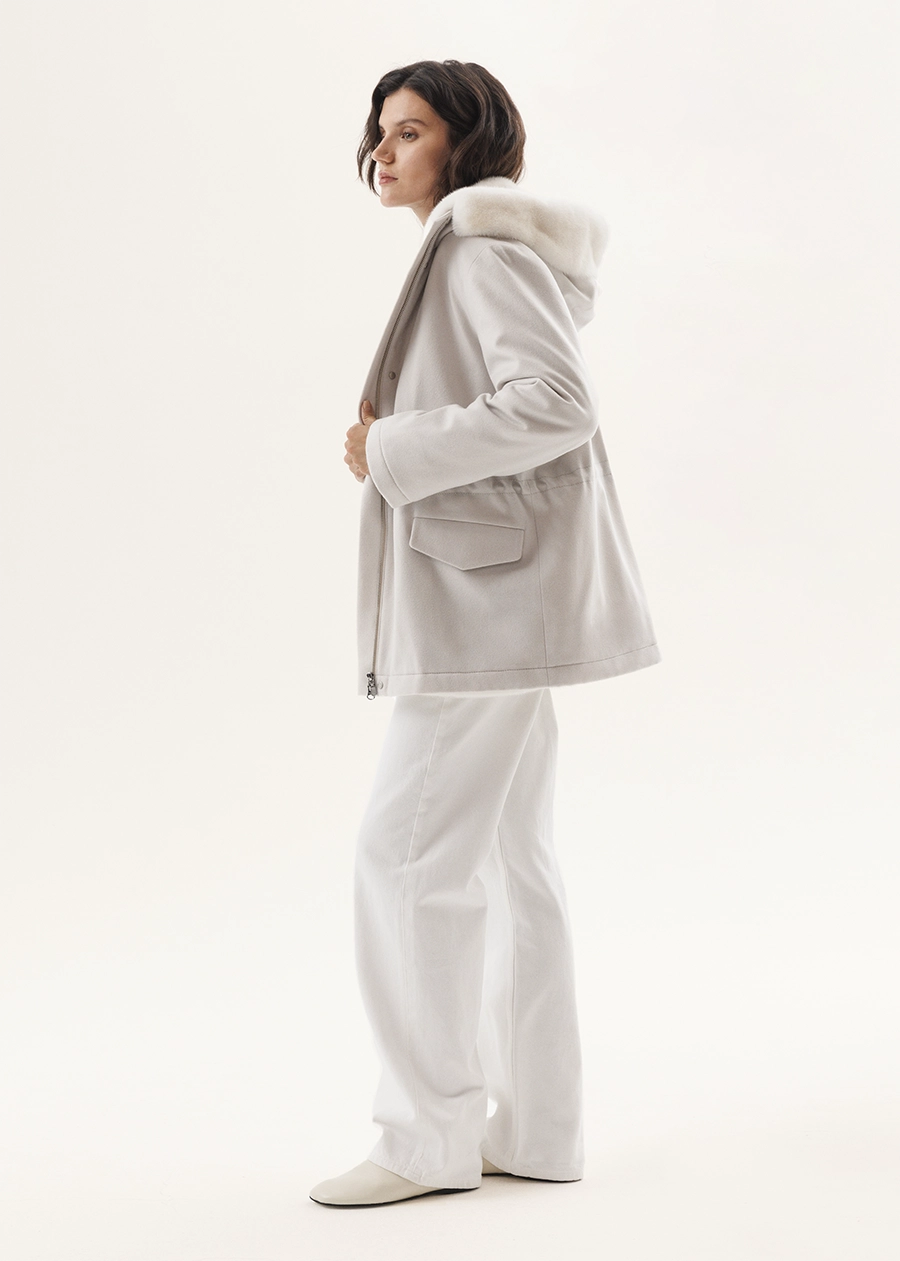 Кашемировая парка в жемчужном оттенке
